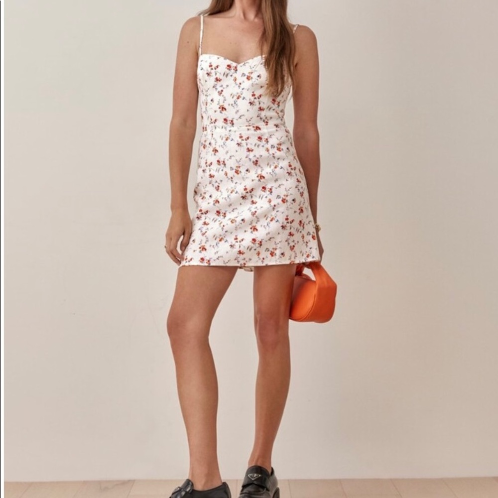 NWT Reformation Roarke Dress. Size 4. Style worn by J.Lo.